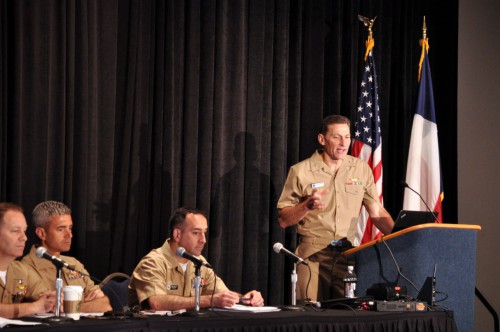 2_Navy_DSC_7368_lucky.jpg