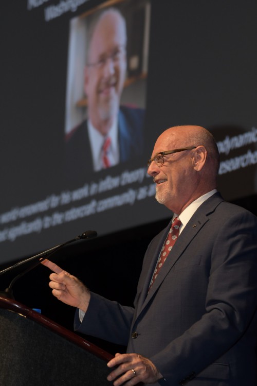 Klemin Award, Dr. David A Peters during the Forum 75 Grand Awards Banquet, Wednesday evening, May 15, 2019. (VFS photo by Kenneth I. Swartz. CC-BY-SA 4.0)