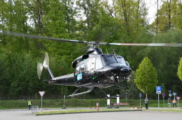 Bell-412-OE-XHT-Heli-Austria-Friedrichshafen-2022-04-30-DSC-9884_Photo-by-Kenneth-I.-Swartz