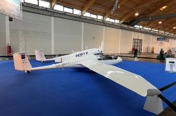 H2FLY-Friedrichshafen-2022-04-26-IMG-7794_Photo-by-Kenneth-I.-Swartz