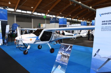 Pipistrel-Friedrichshafen-2022-04-29-DSC-9652_Photo-by-Kenneth-I.-Swartz
