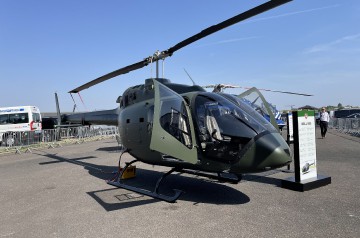 Bell-505-Jet-Ranger-X-military-trainer-2
