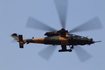Turkish-Aerospace-T129-ATAK-flying-display-2