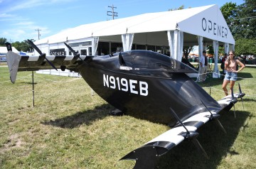 6_OpenerBlackFly_Static_KOSH_Oshkosh_WI_20220725_DSC_6385