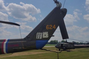 UH-1-Huey-624