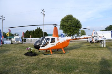 Static-Display_KOSH_WI_20230727_DSC_8853_Photo-Ken-Swartz