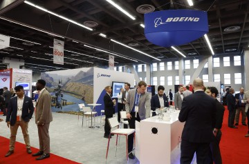 Forum-80-Exhibits-Boeing-Warren-Liebmann