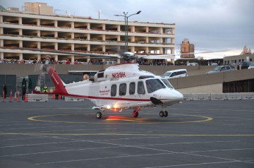 Honeywell-Leonardo-AW139-N139H-at-Anaheim-Convention-Center--CA_20240229_D50_9469