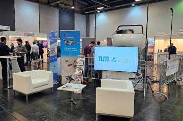 VFS-TUM-booth-20231025_095059