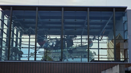 Hubschrauber-Museum-exterior-20230903_174620.jpg