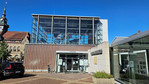 Hubschrauber-Museum-exterior-20230908_110111.jpg