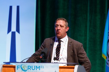1195-Richard-Thorpe_Forum-81-Warren_Liebmann
