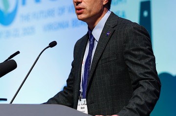 1366_Noah-Schiller-Forum-81-Warren_Liebmann