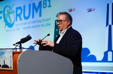 2199_McLaughlin-Forum-81-Warren_Liebmann
