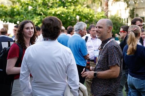 2001_Forum_82_Welcome-Reception_Warren-Liebmann.jpg