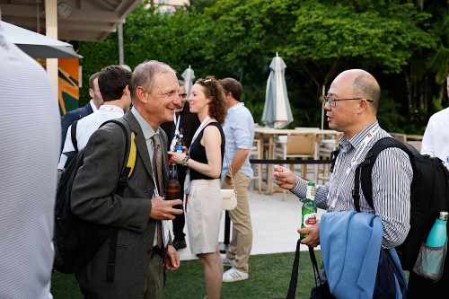 2008_Forum_82_Welcome-Reception_Warren-Liebmann.jpg