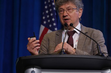 2073_Forum_82_SS1_Warren-Liebmann