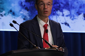 2182_Forum_82_OGS_Warren-Liebmann