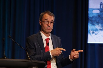 2184_Forum_82_OGS_Warren-Liebmann