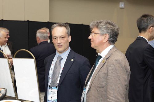 4309_Forum_82_Fellows-Reception_Warren-Liebmann.jpg