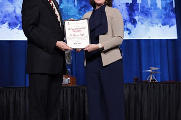 4381_Forum_82_Grand-awards_Warren-Liebmann