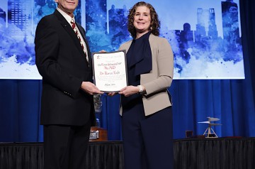 4383_Forum_82_Grand-awards_Warren-Liebmann