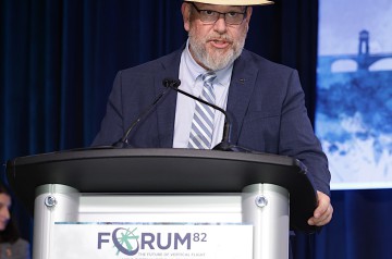 4389_Forum_82_Grand-awards_Warren-Liebmann