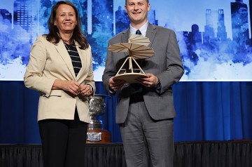 4442_Forum_82_Grand-awards_Warren-Liebmann