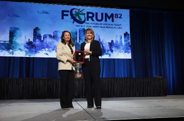 4445_Forum_82_Grand-awards_Warren-Liebmann