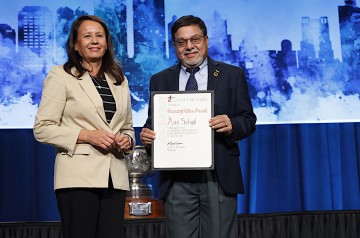 4458_Forum_82_Grand-awards_Warren-Liebmann