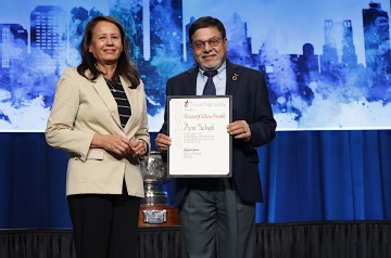 4459_Forum_82_Grand-awards_Warren-Liebmann