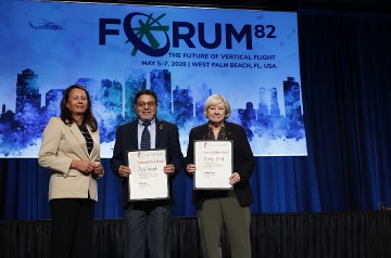 4466_Forum_82_Grand-awards_Warren-Liebmann