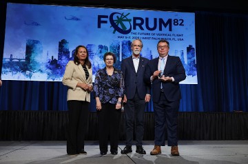 4471_Forum_82_Grand-awards_Warren-Liebmann