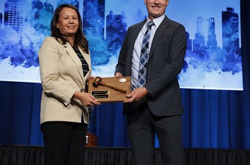 4476_Forum_82_Grand-awards_Warren-Liebmann