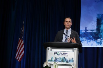 4480_Forum_82_Grand-awards_Warren-Liebmann