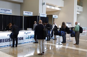 6002_Forum_82_Tradeshow_Warren-Liebmann