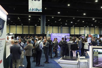 6007_Forum_82_Tradeshow_Warren-Liebmann