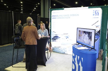 6043_Forum_82_Tradeshow_Warren-Liebmann
