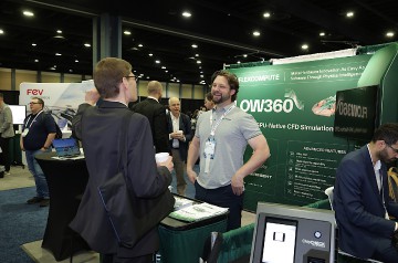6052_Forum_82_Tradeshow_Warren-Liebmann