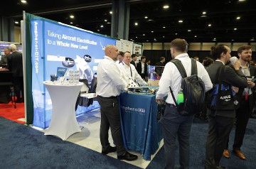 6072_Forum_82_Tradeshow_Warren-Liebmann