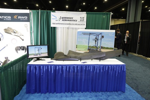6089_Forum_82_Tradeshow_Warren-Liebmann.jpg