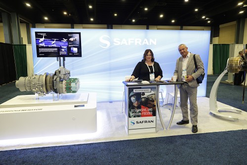 6091_Forum_82_Tradeshow_Warren-Liebmann.jpg