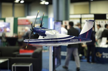 6096_Forum_82_Tradeshow_Warren-Liebmann