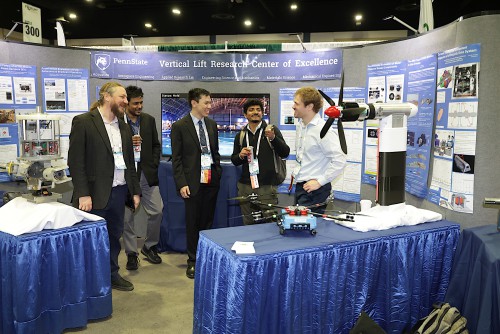 6101_Forum_82_Tradeshow_Warren-Liebmann.jpg