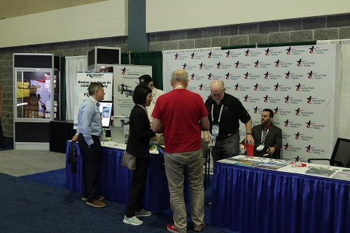 6110_Forum_82_Tradeshow_Warren-Liebmann.jpg