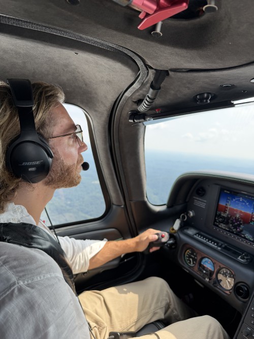 Mikael-pilot-trainig.jpg